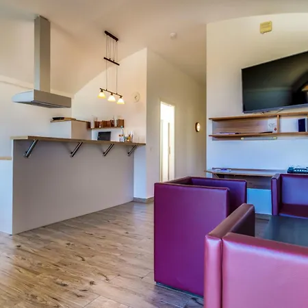 Lagovida Duenenhaus Comfort Familia A Am Stoermthaler *