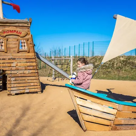 Lagovida Duenenhaus Comfort Familia A Am Stoermthaler Hébergement de vacances Grosspoesna